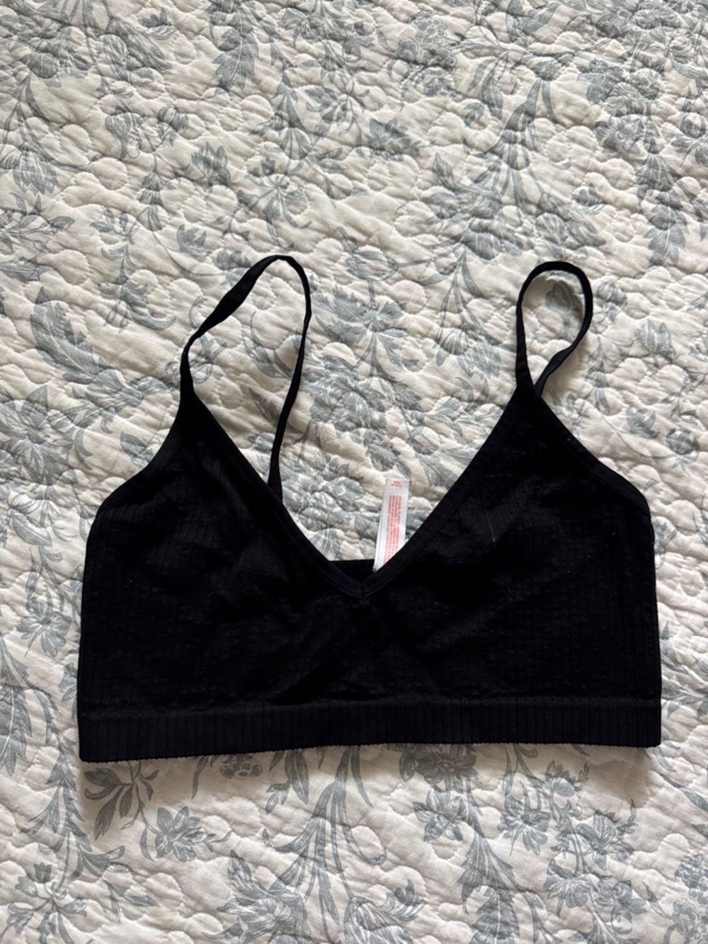 Colsie Black Wireless Bralette with Thin Straps